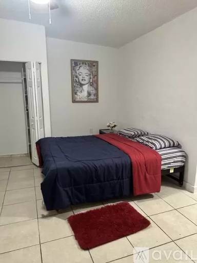Main picture of 2770 NW 5th St