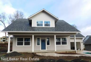 Main picture of 470 NW Byers Ln