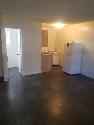 Main picture of 133 Hilltop Cir