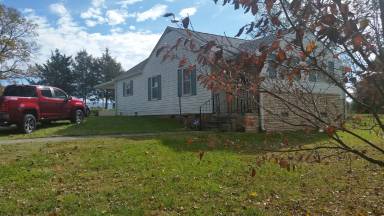 Main picture of 818 Ridge Rd