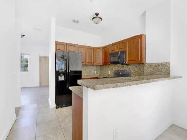 Main picture of Plaza Pointe