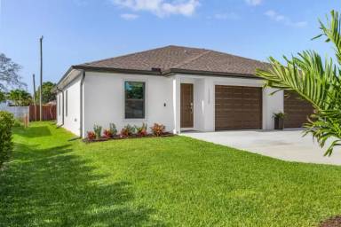 Main picture of 11320 Tangerine Dr