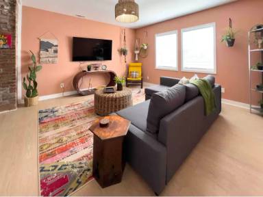 Main picture of 1316 Madison Ave