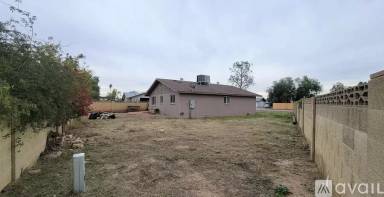 Main picture of 6044 W Redfield Rd