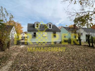 Main picture of 829 Huron Ave