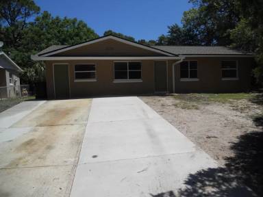 Main picture of 1075 N Gertrude Ct