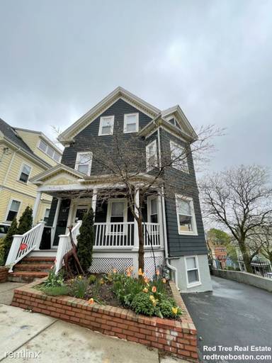Main picture of 52 Brastow Ave