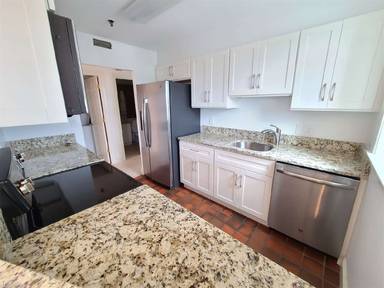 Main picture of 418 Commonwealth Ave