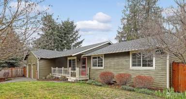 Main picture of 7614 NE 195th St