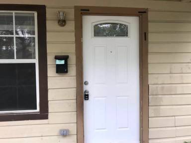 Main picture of 2004 Rolando Dr