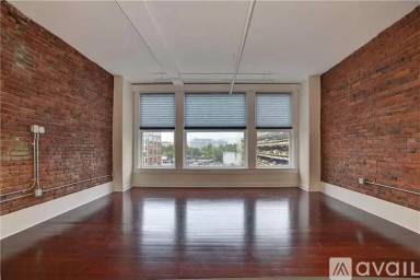 Main picture of 806 Penn Ave