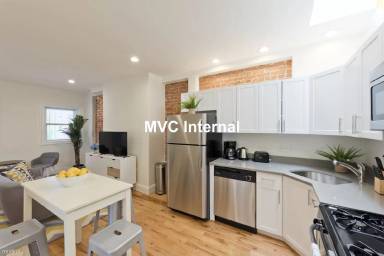 Main picture of 10 Brainerd Rd