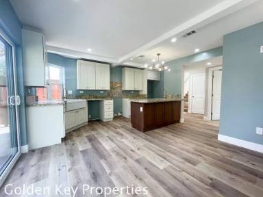 Main picture of 4864 Alondra Way