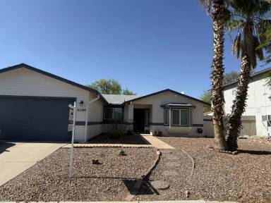 Main picture of 2560 W Tenbrook Way