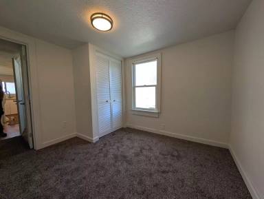 Main picture of 724 SW 14th St