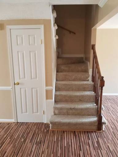 Main picture of 4704 Glencoe Ln