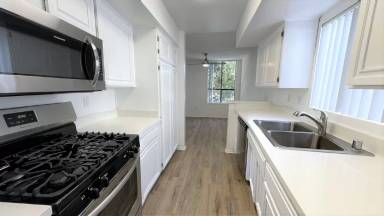 Main picture of 5300 Kester Ave