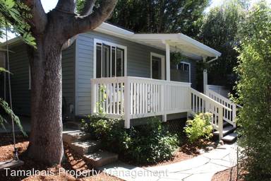 Main picture of 90 Berens Dr