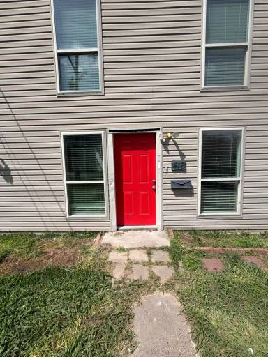 Main picture of 415 S 23rd St