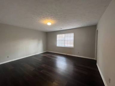 Main picture of 7005 Cordoba Ct