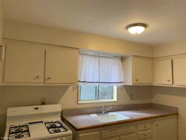 Main picture of 152 Park St