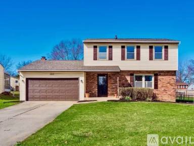Main picture of 2832 Jack Pine Ct