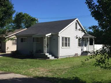 Main picture of 616 Hubble St