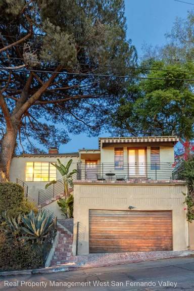 Main picture of 3947 Franklin Ave