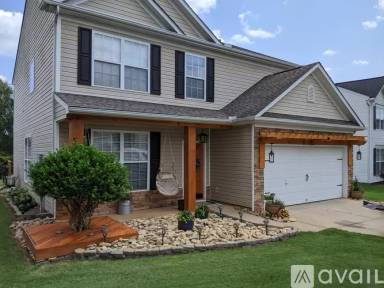 Main picture of 207 Catalan St