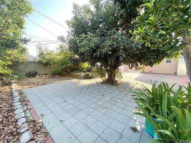 Main picture of 2960 Maine Ave