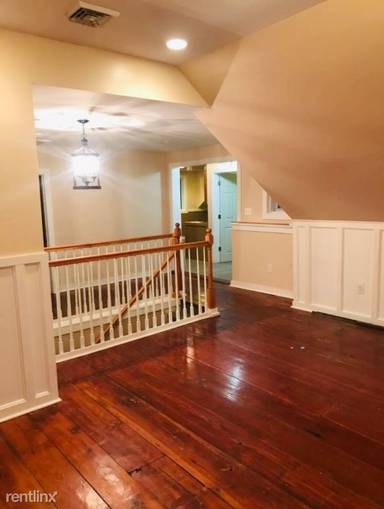 Main picture of 1241 Saratoga Rd