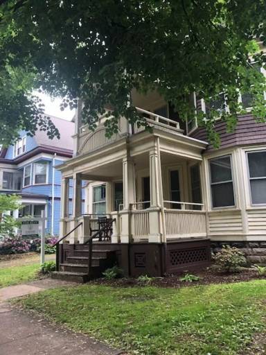 Main picture of 98 Linden St