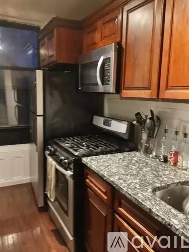 Main picture of 210 Madison St