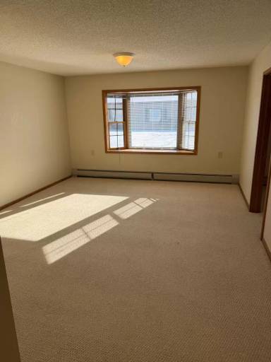 Main picture of 1100 Grove St