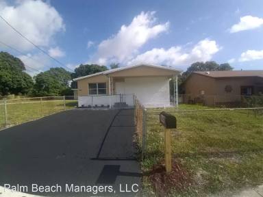 Main picture of 1440 W 36th St