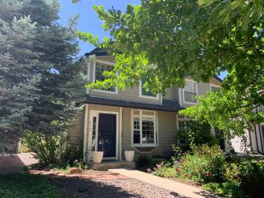 Main picture of 2137 S Lincoln St