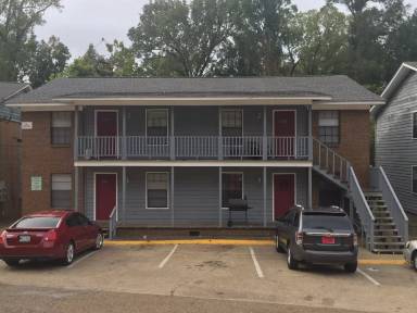 Main picture of 110 Eastover Dr