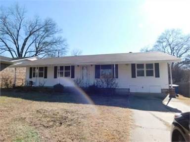 Main picture of 1712 Savannah Dr