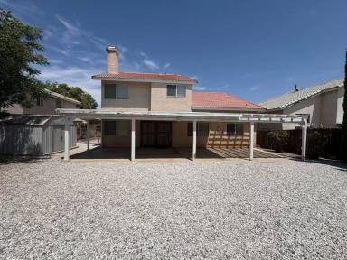 Main picture of 14333 La Crescenta Ave
