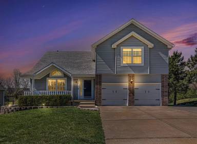 Main picture of 226 N Sunset Ln