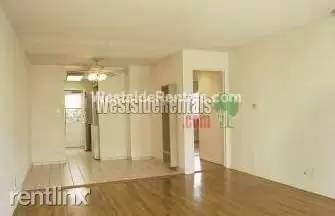 Main picture of 9031 Reading Ave