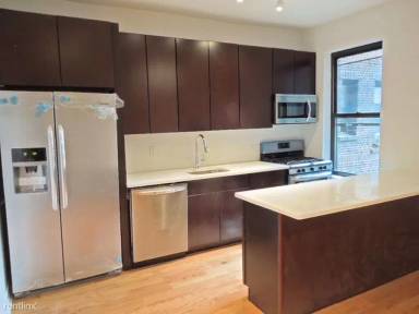 Main picture of 436 Eastern Pkwy