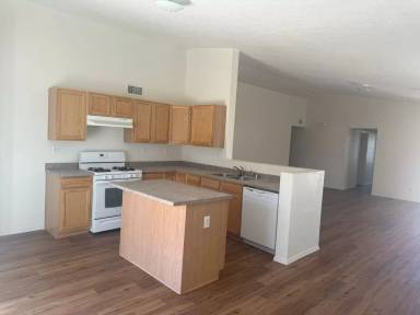 Main picture of 3716 Rancher Loop NE
