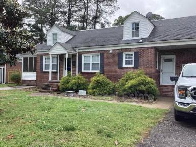 Main picture of 6413 Glenoak Dr