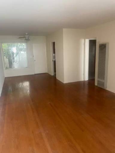 Main picture of 918 W Huntington Dr