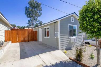 Main picture of 10038 Tujunga Canyon Blvd