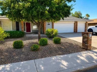 Main picture of 5918 S Clark Dr