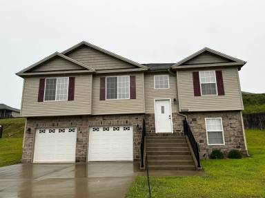 Main picture of 122 Creek View Dr