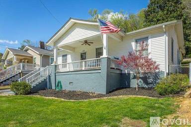 Main picture of 1133 Dartmouth St