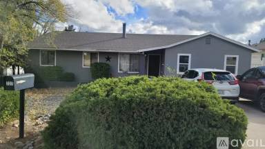 Main picture of 727 Douglas Ave